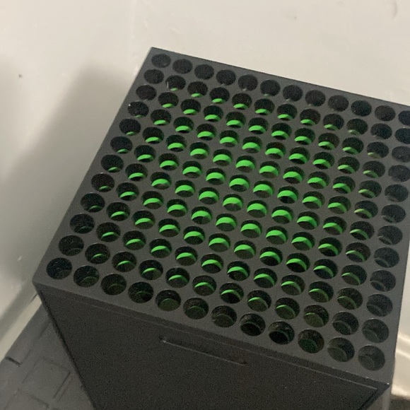 Xbox series X - Picture 1 of 8